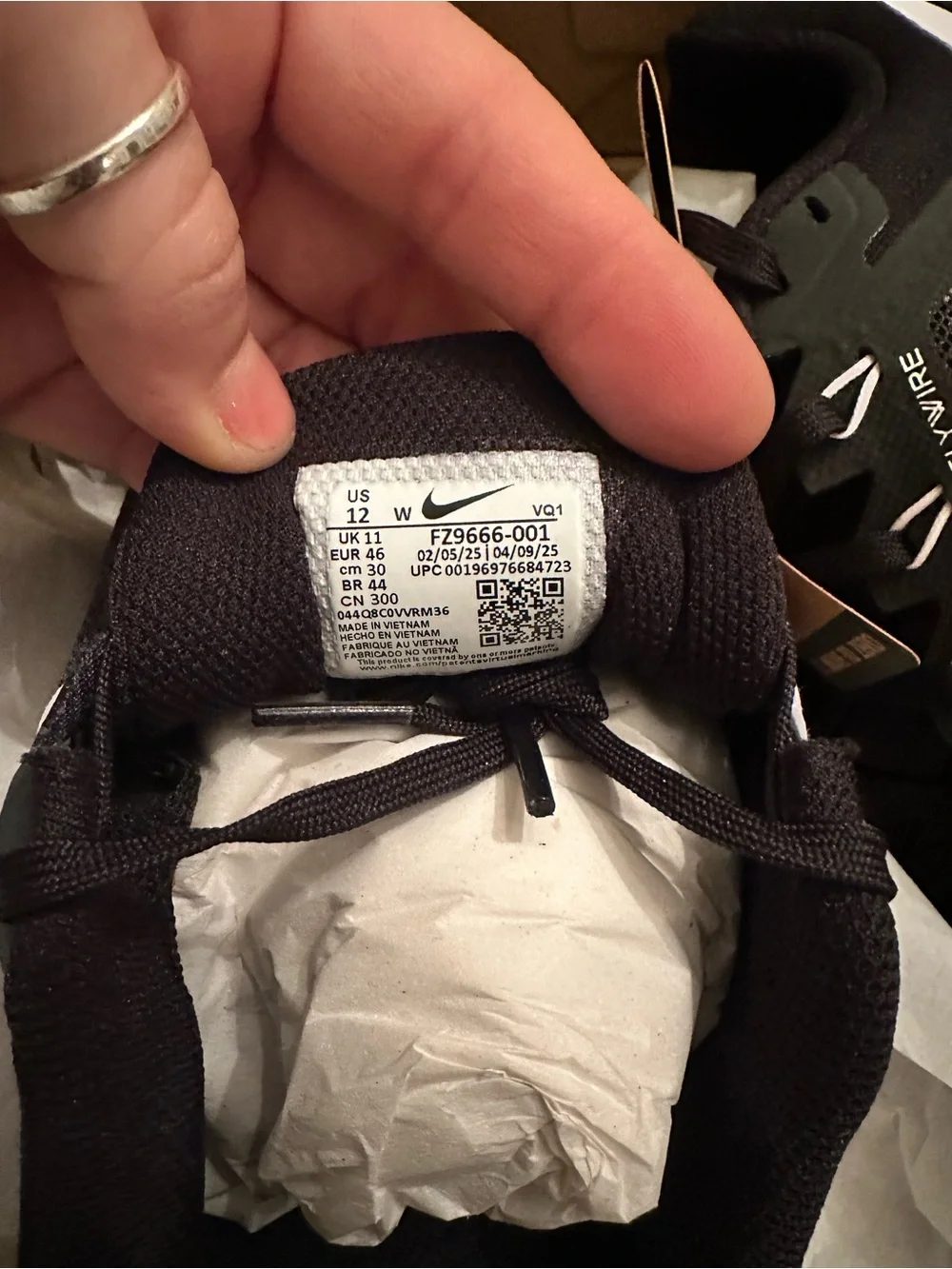 Nike Black & White Men's Running Sneakers